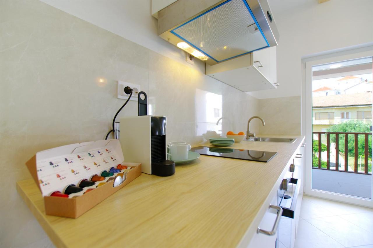 Apartmani Porat Sali Ngoại thất bức ảnh